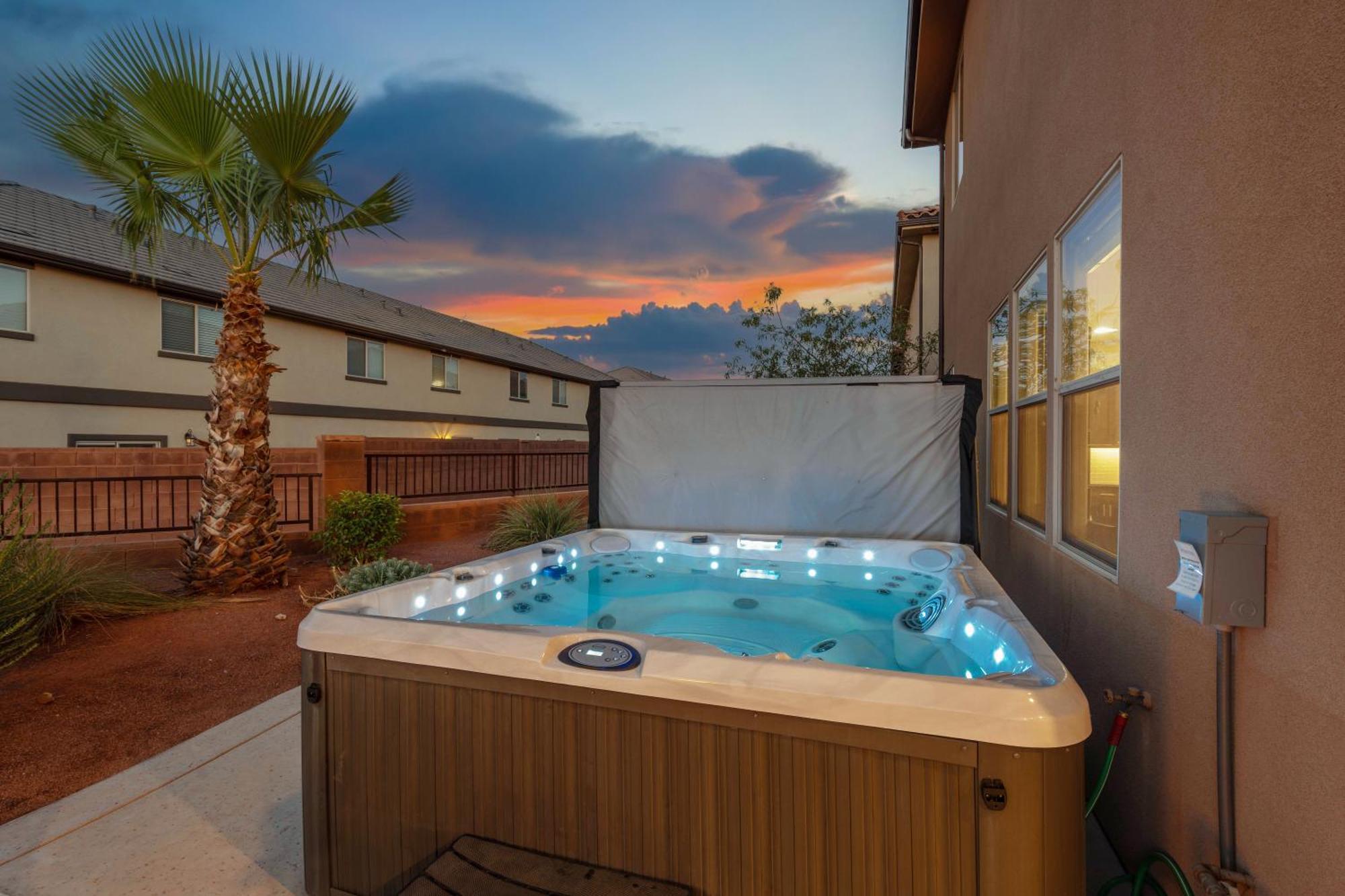 Pv 99 Private Hot Tub, Ping Pong Table, Xbox X Series And Resort Amenities Santa Clara Exteriör bild